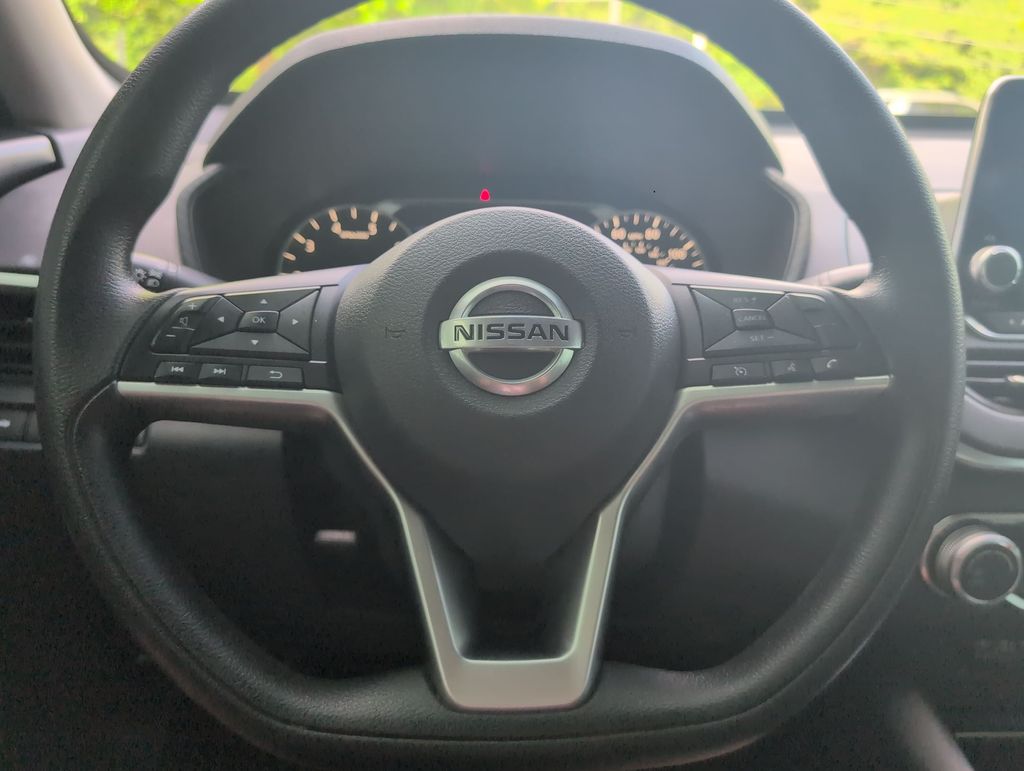 Thumbnail: 2021 Nissan Altima - 8