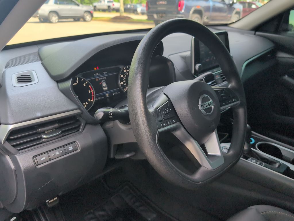 Thumbnail: 2021 Nissan Altima - 2