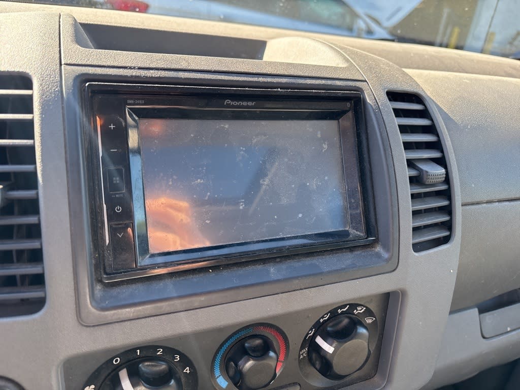 Thumbnail: 2005 Nissan Frontier - 9