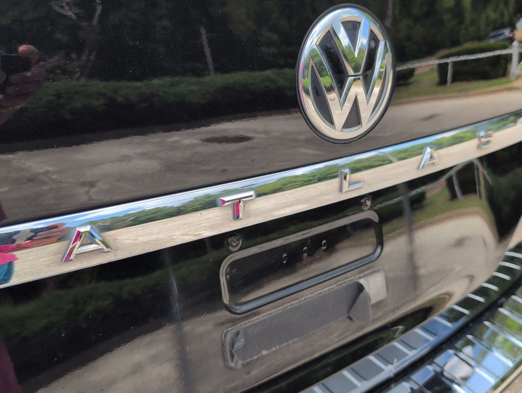 Thumbnail: 2019 Volkswagen Atlas - 25