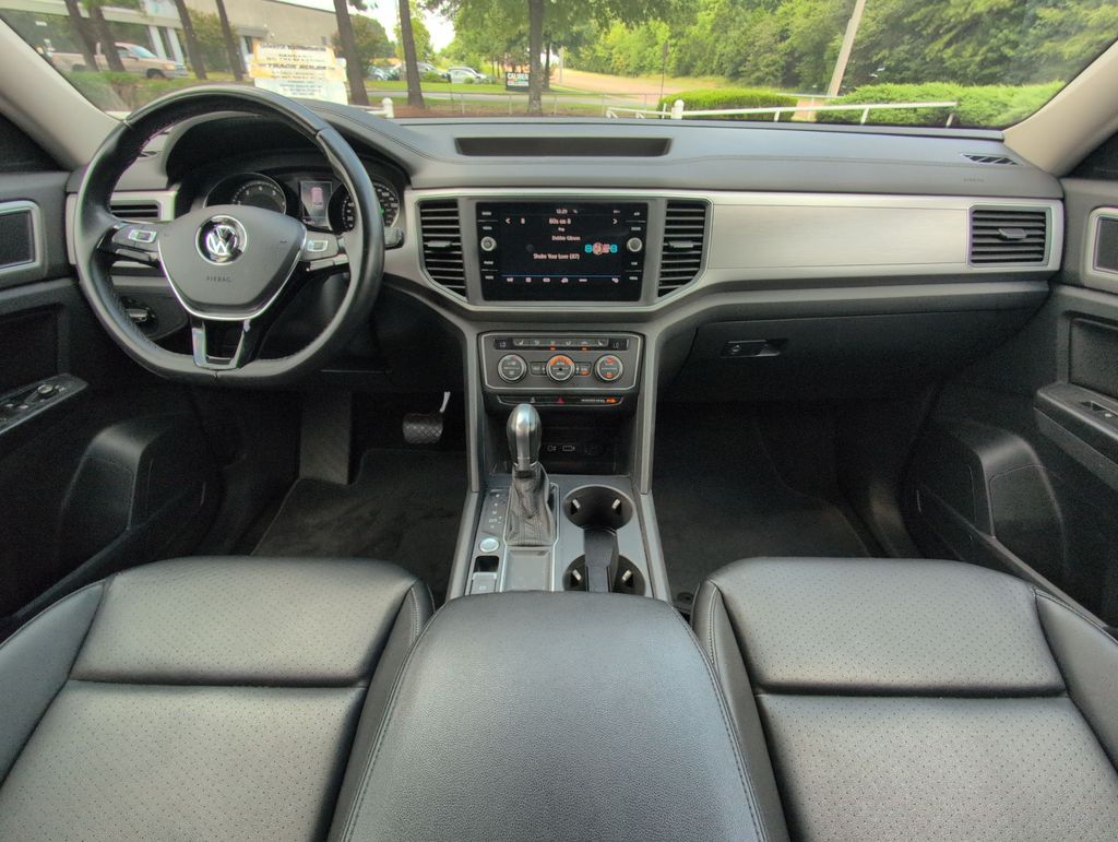 Thumbnail: 2019 Volkswagen Atlas - 10