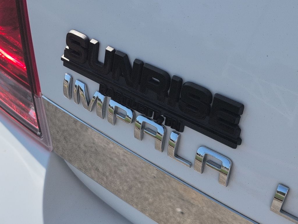 Thumbnail: 2011 Chevrolet Impala - 24