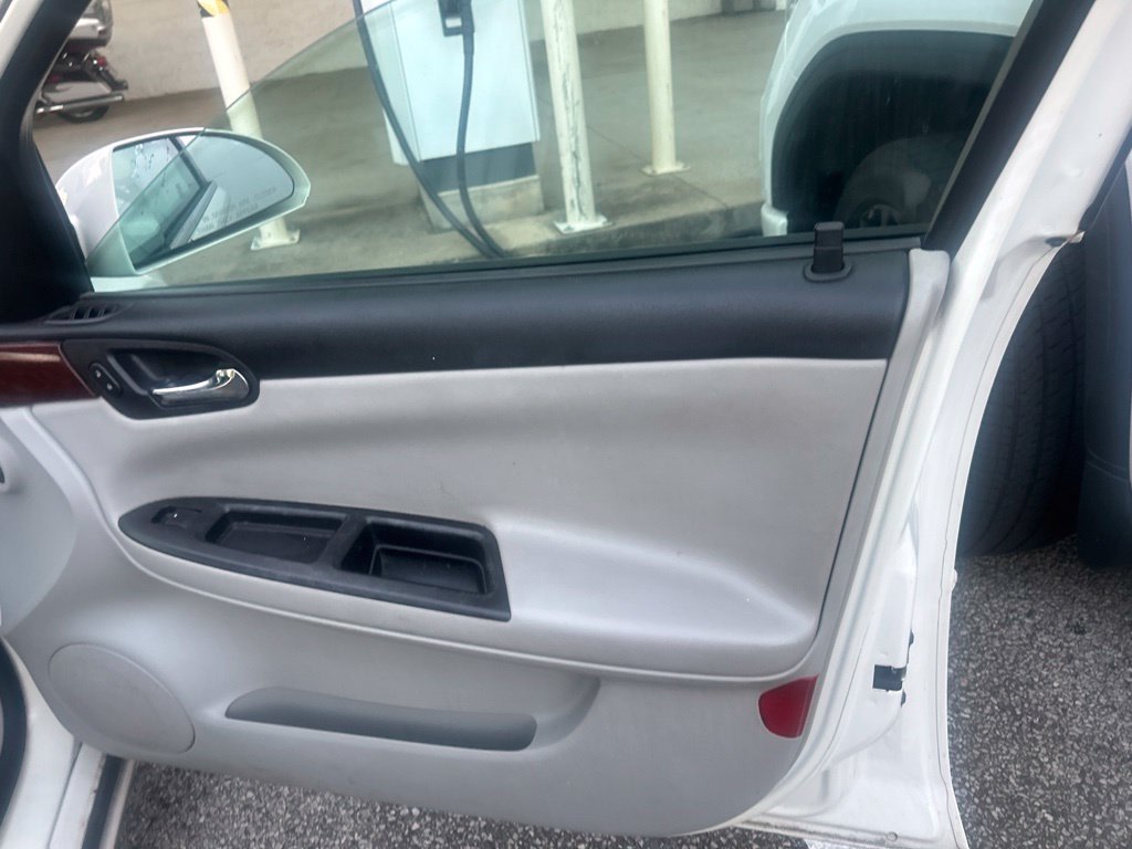 Thumbnail: 2008 Chevrolet Impala - 15