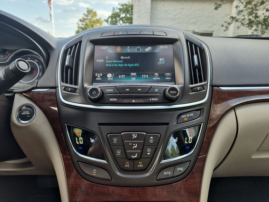 Thumbnail: 2016 Buick Regal - 15