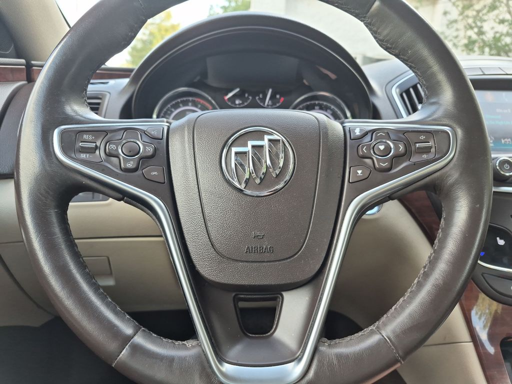 Thumbnail: 2016 Buick Regal - 14