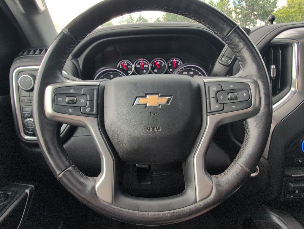 Thumbnail: 2022 Chevrolet Silverado 2500 - 14