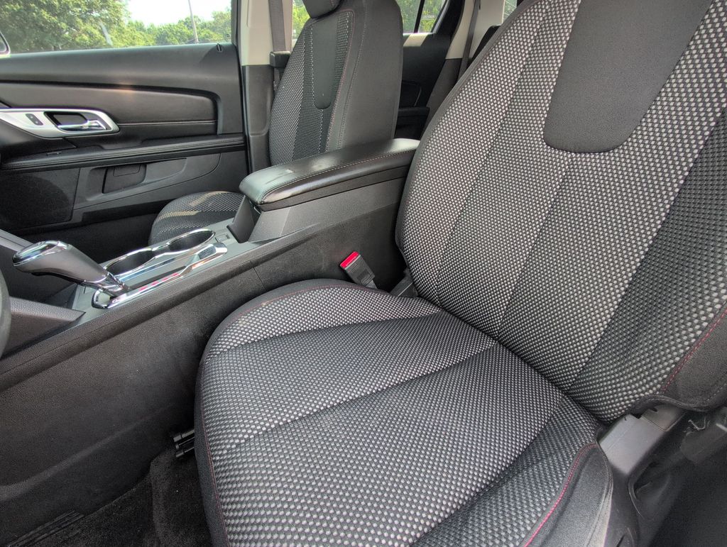 Thumbnail: 2017 GMC Terrain - 10