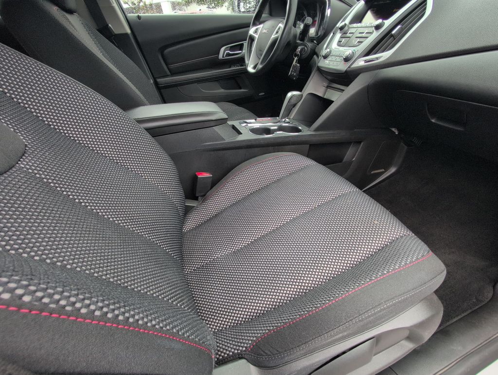 Thumbnail: 2015 GMC Terrain - 28