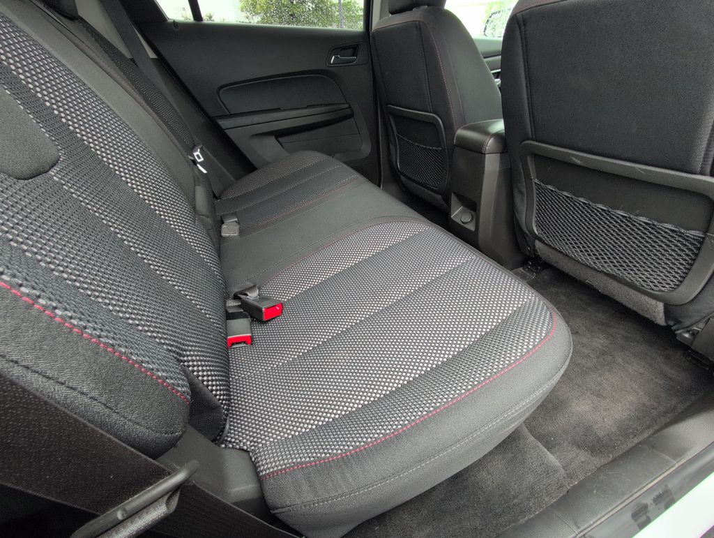 Thumbnail: 2015 GMC Terrain - 27