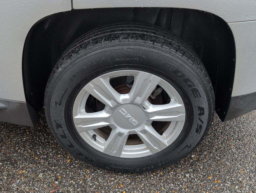 Thumbnail: 2015 GMC Terrain - 8