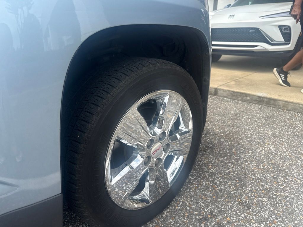 Thumbnail: 2014 GMC Terrain - 16