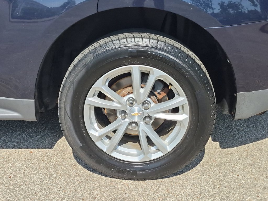 Thumbnail: 2016 Chevrolet Equinox - 8