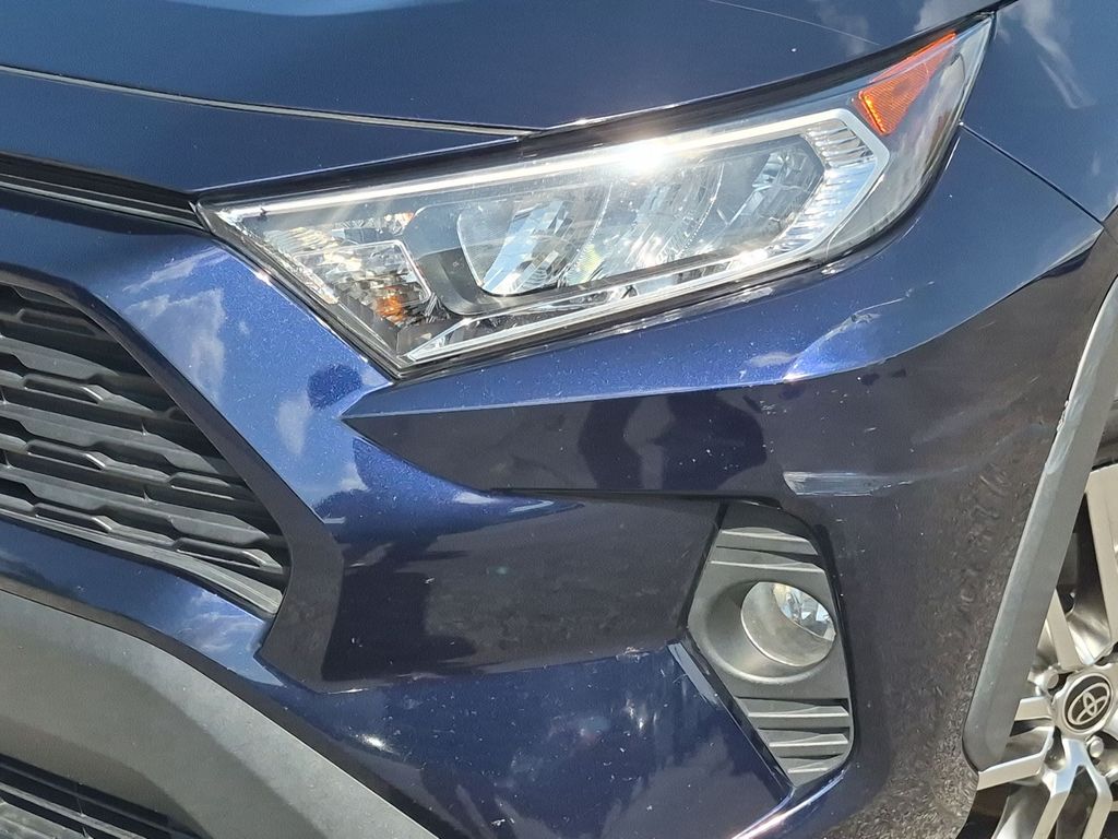 Thumbnail: 2021 Toyota RAV4 - 24