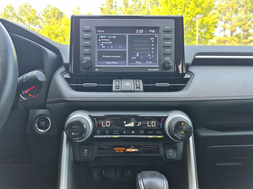 Thumbnail: 2021 Toyota RAV4 - 14