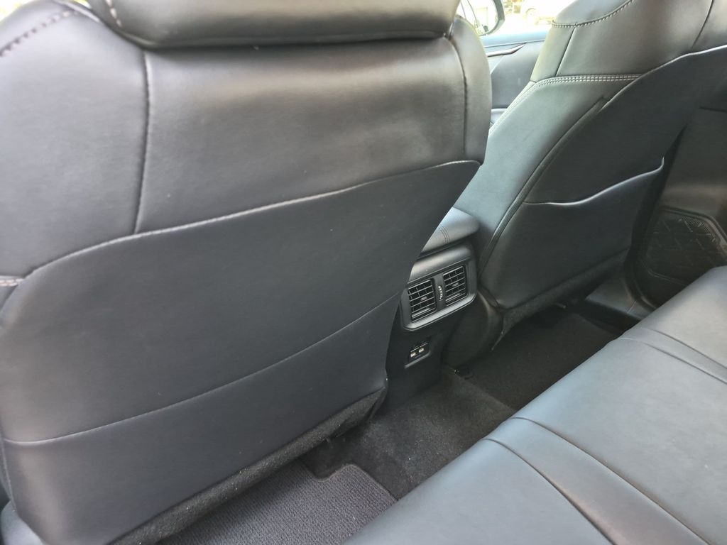 Thumbnail: 2021 Toyota RAV4 - 12