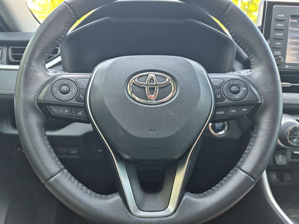Thumbnail: 2021 Toyota RAV4 - 13