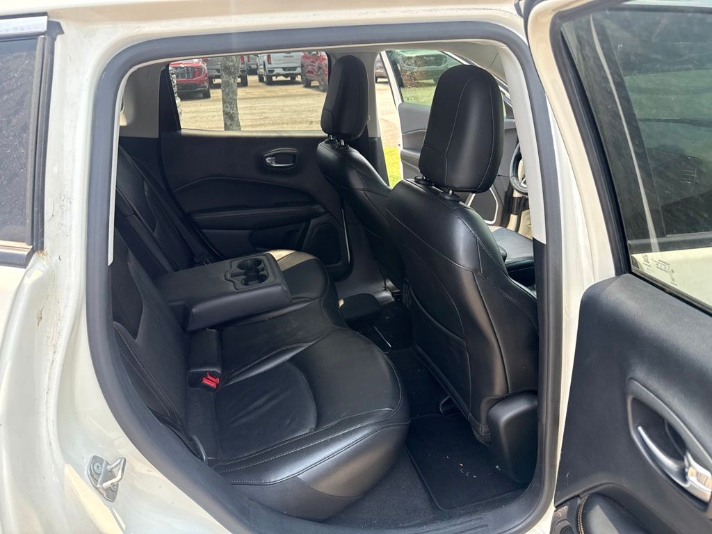 Thumbnail: 2020 Jeep Compass - 19