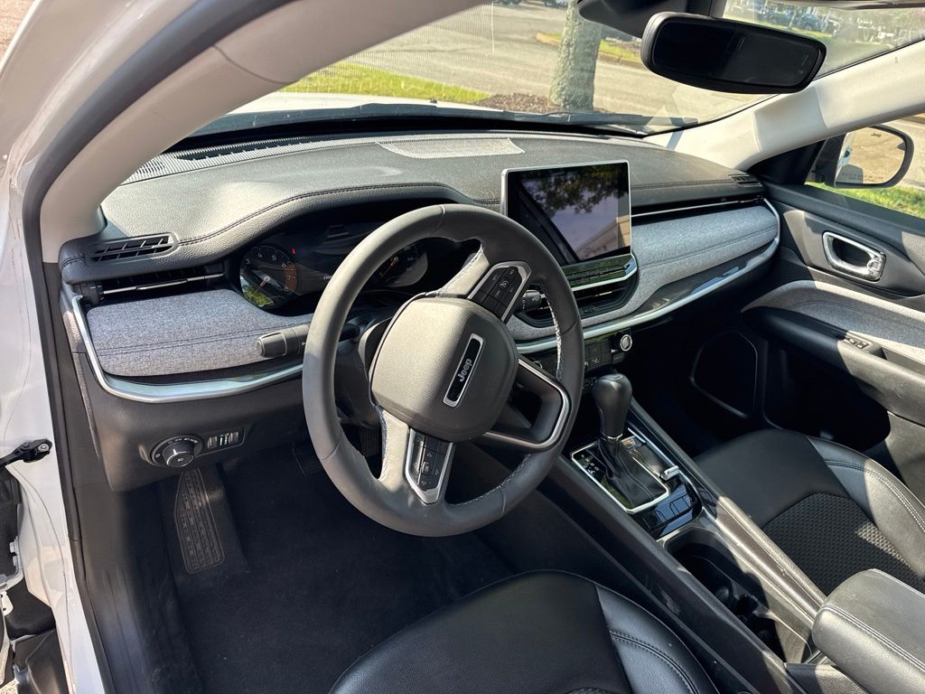 Thumbnail: 2022 Jeep Compass - 2