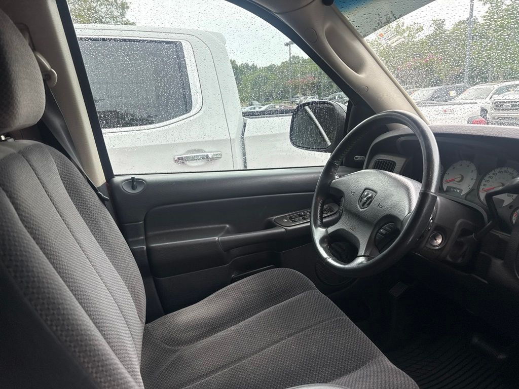 Thumbnail: 2002 Dodge Ram 1500 - 8