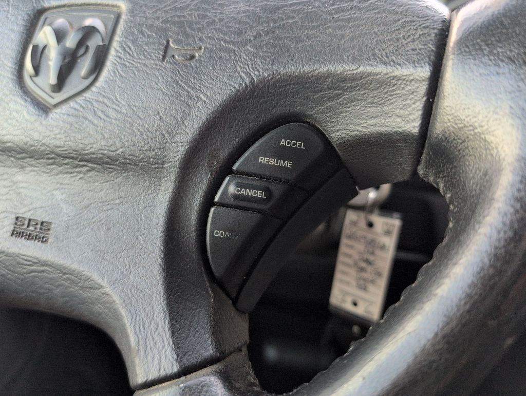 Thumbnail: 2002 Dodge Ram 1500 - 29