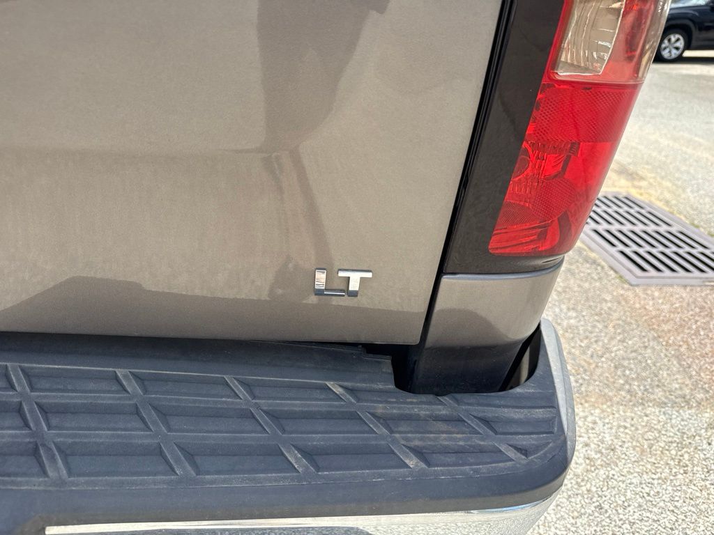 Thumbnail: 2013 Chevrolet Silverado 1500 - 12