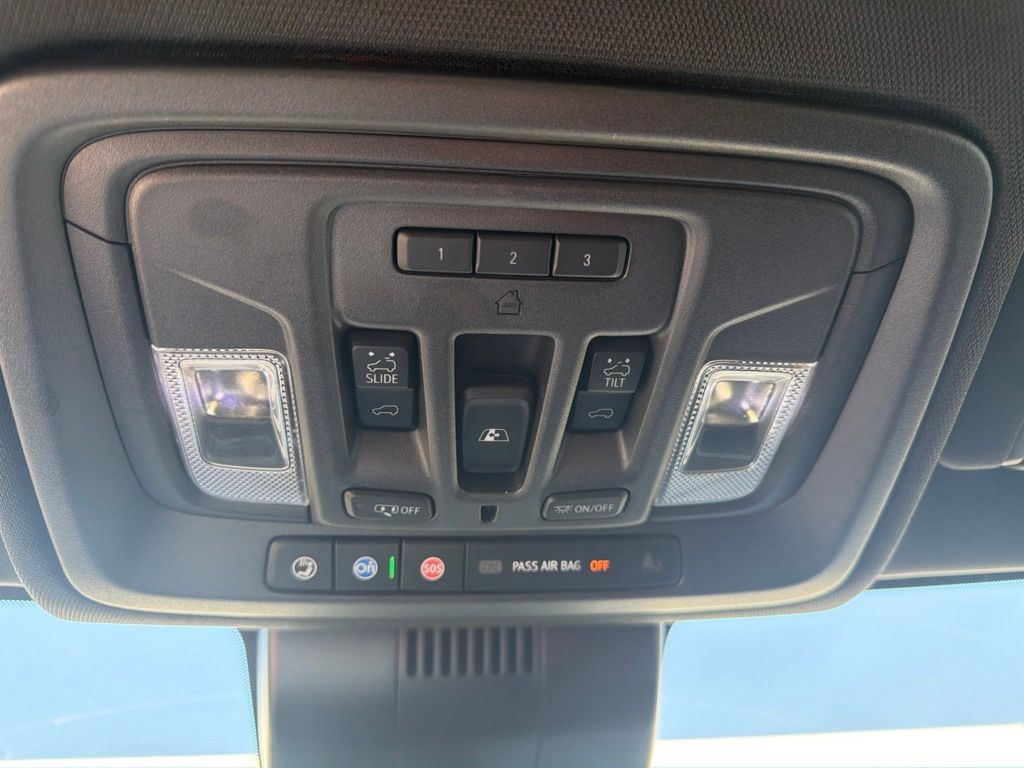 Thumbnail: 2023 Chevrolet Silverado 1500 - 18