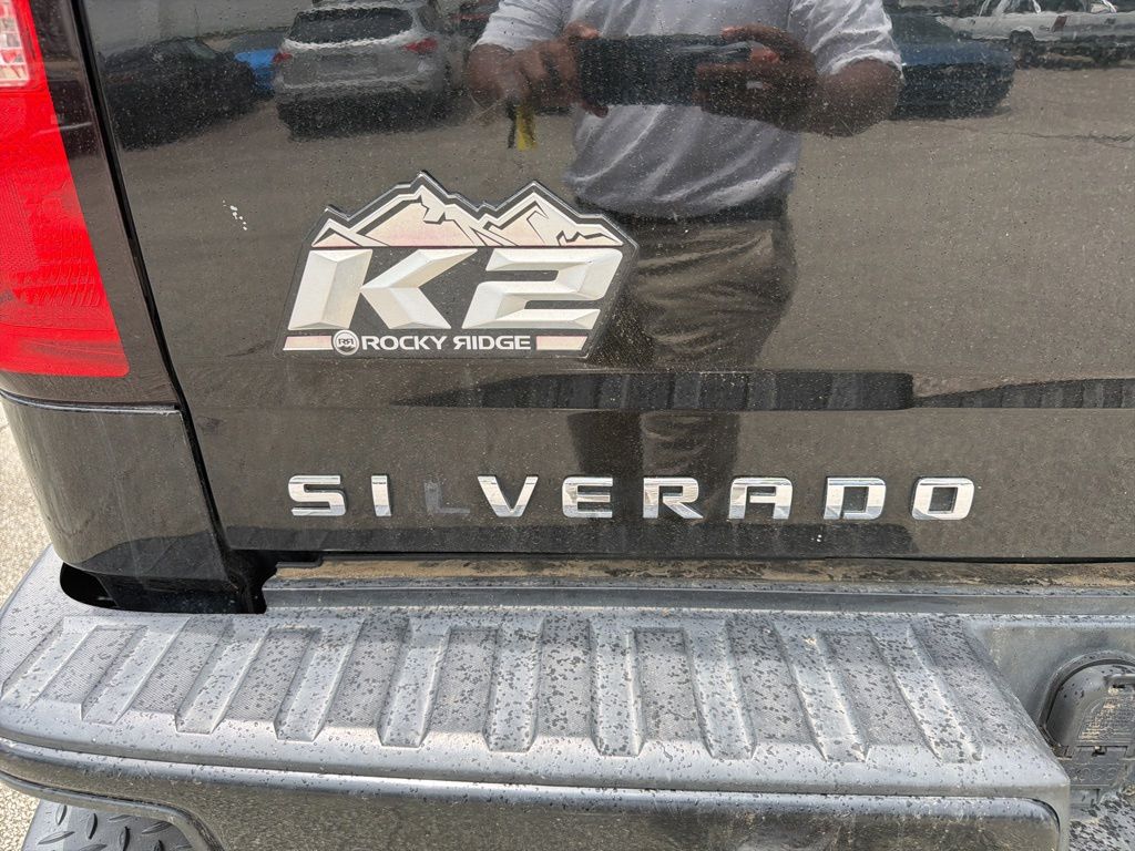 Thumbnail: 2017 Chevrolet Silverado 1500 - 16