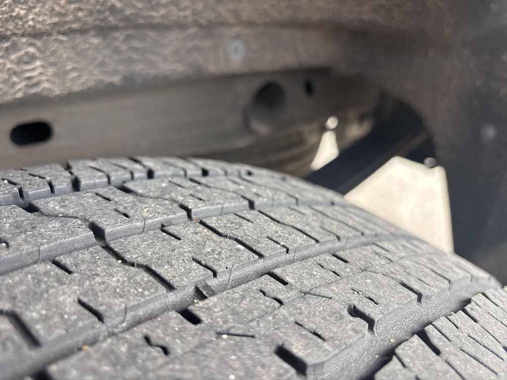 Thumbnail: 2014 Chevrolet Silverado 1500 - 35