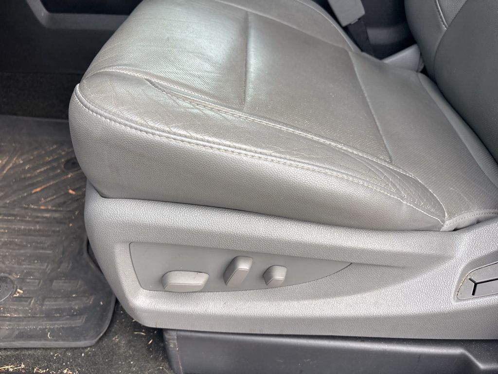 Thumbnail: 2014 Chevrolet Silverado 1500 - 31