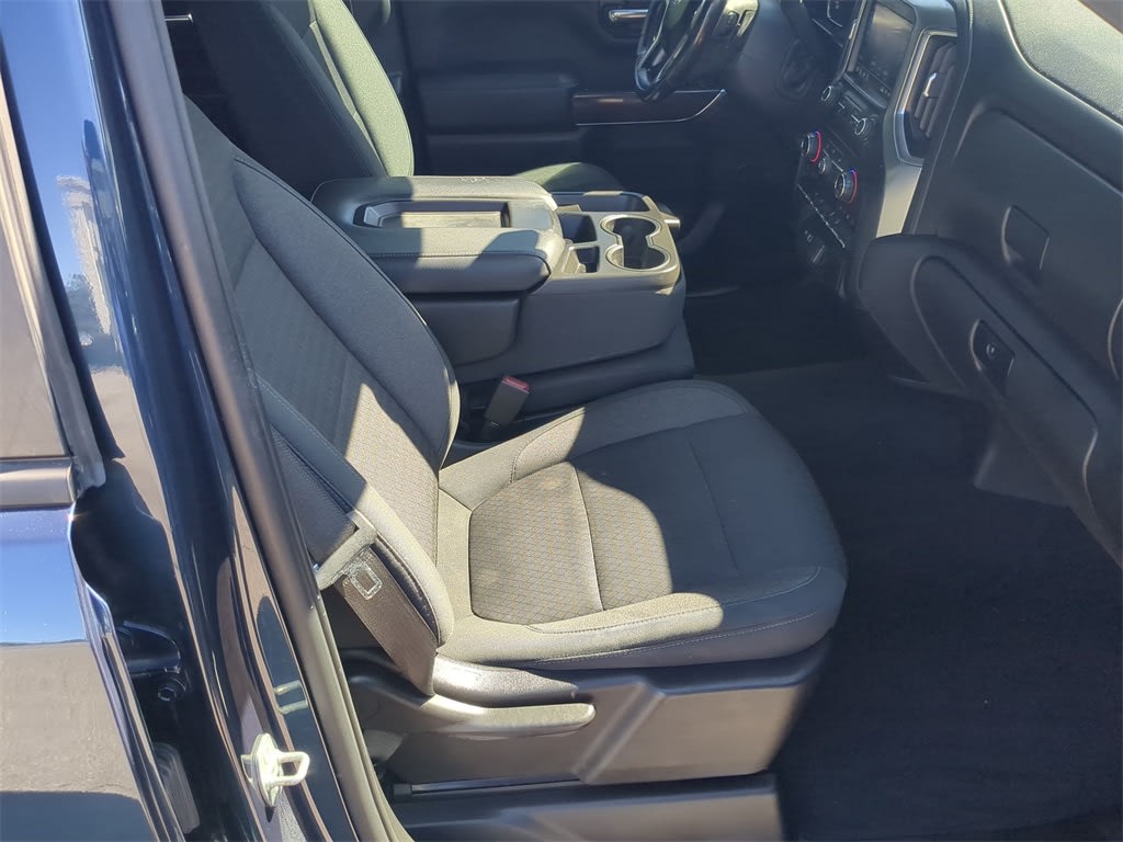 Thumbnail: 2020 Chevrolet Silverado 1500 - 11