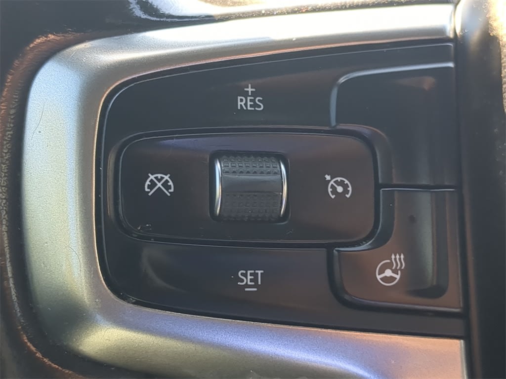 Thumbnail: 2020 Chevrolet Silverado 1500 - 26