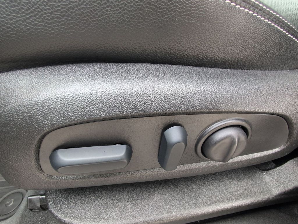 Thumbnail: 2024 GMC Terrain - 24