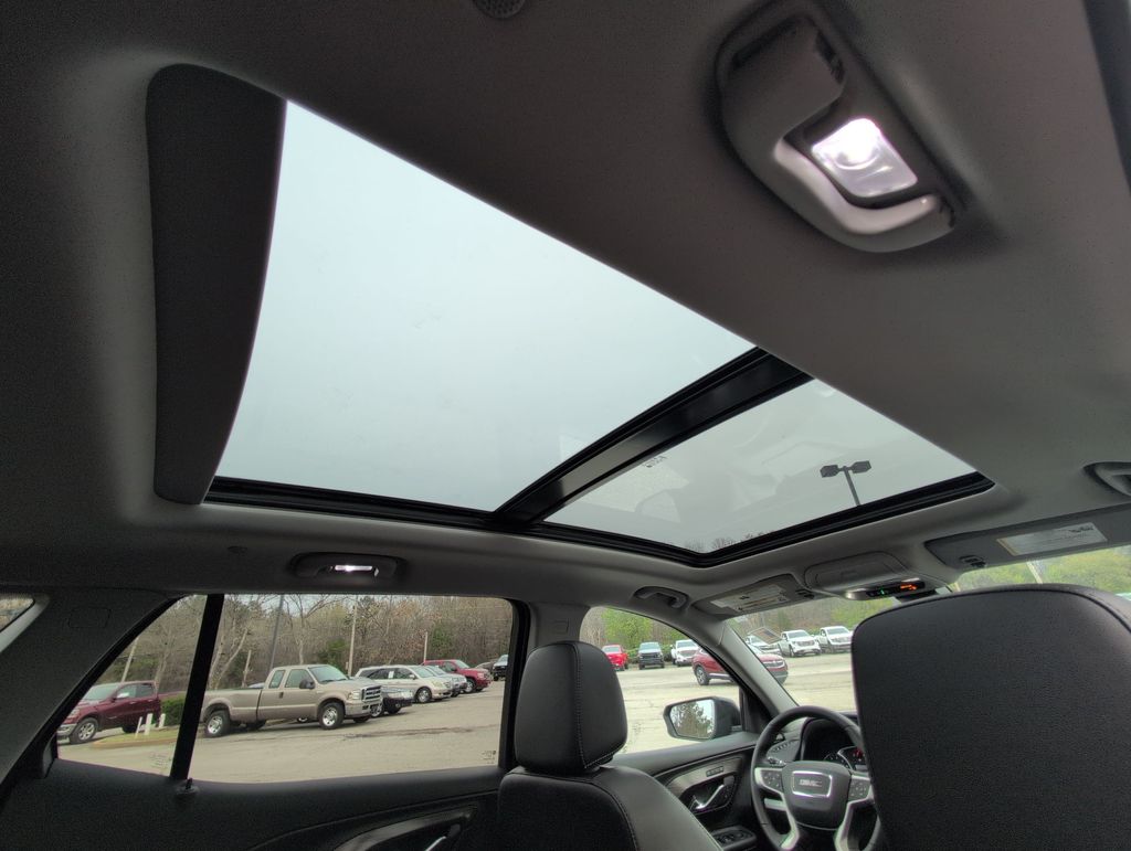 Thumbnail: 2024 GMC Terrain - 27