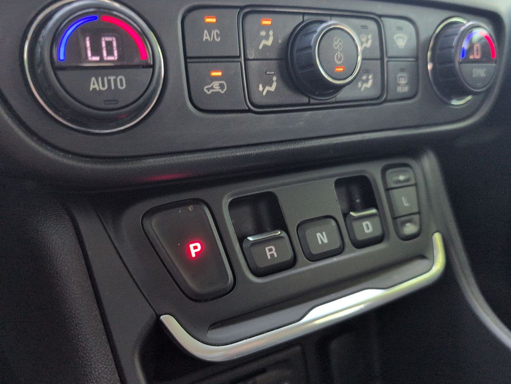 Thumbnail: 2019 GMC Terrain - 36