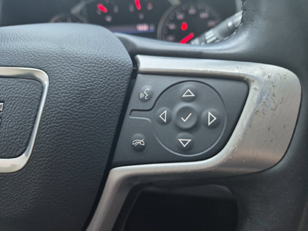 Thumbnail: 2020 GMC Terrain - 33