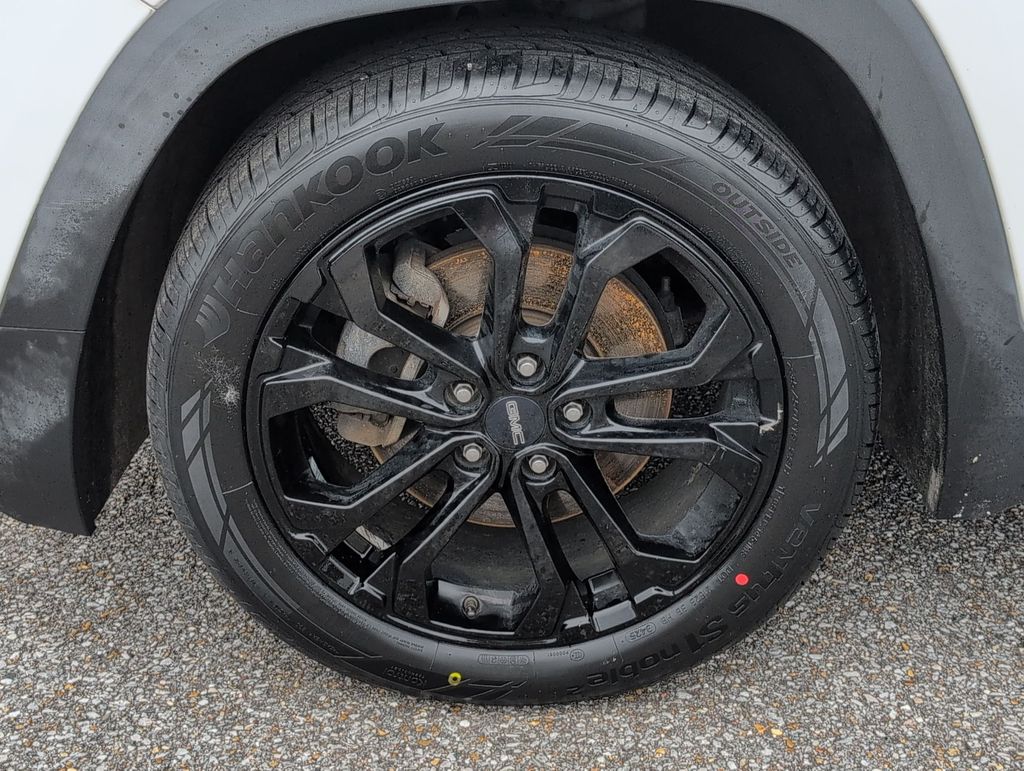 Thumbnail: 2019 GMC Terrain - 8