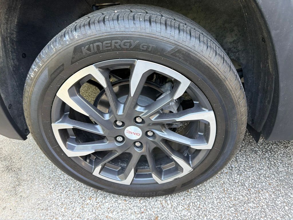 Thumbnail: 2023 GMC Terrain - 14
