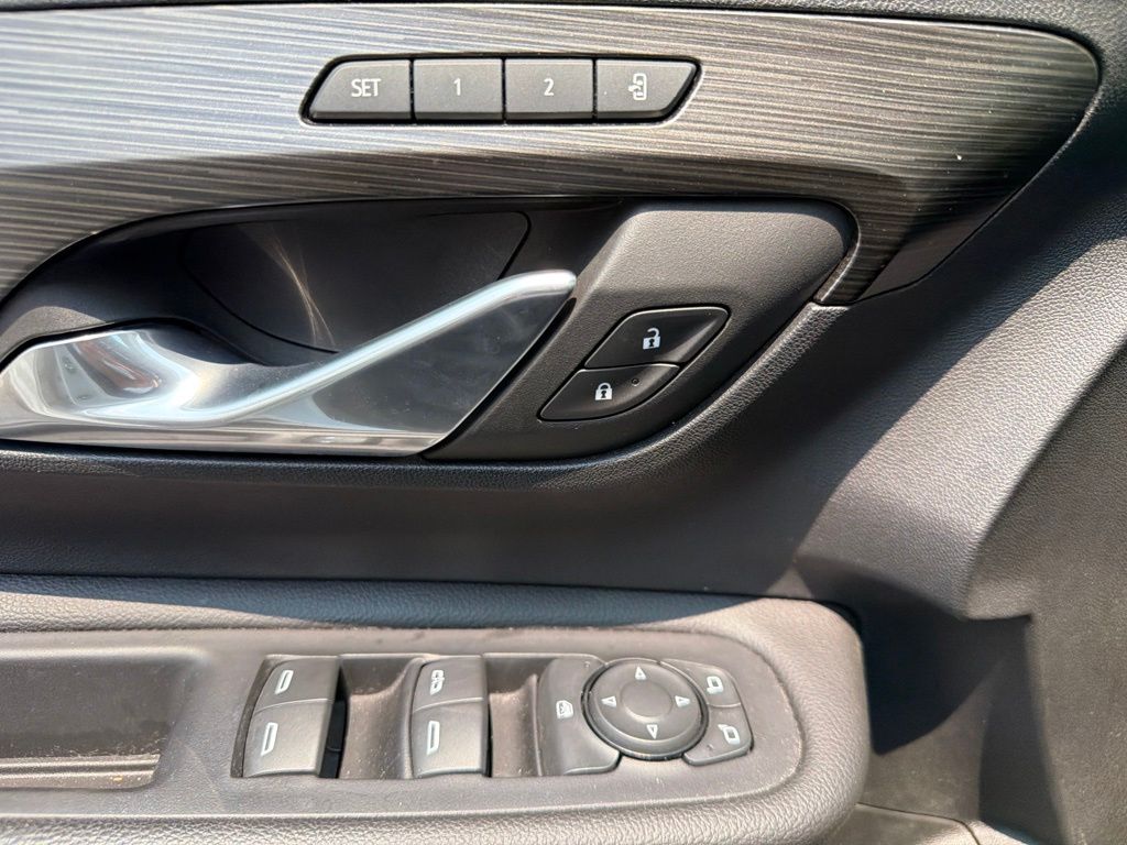 Thumbnail: 2023 GMC Terrain - 20