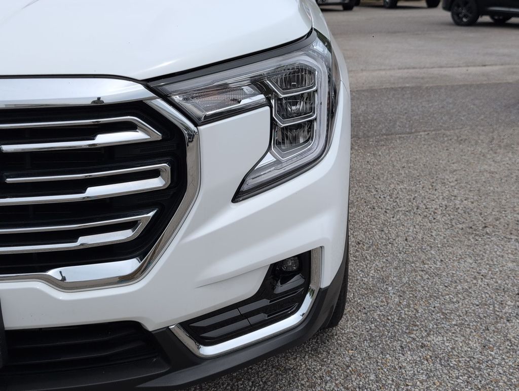 Thumbnail: 2022 GMC Terrain - 24