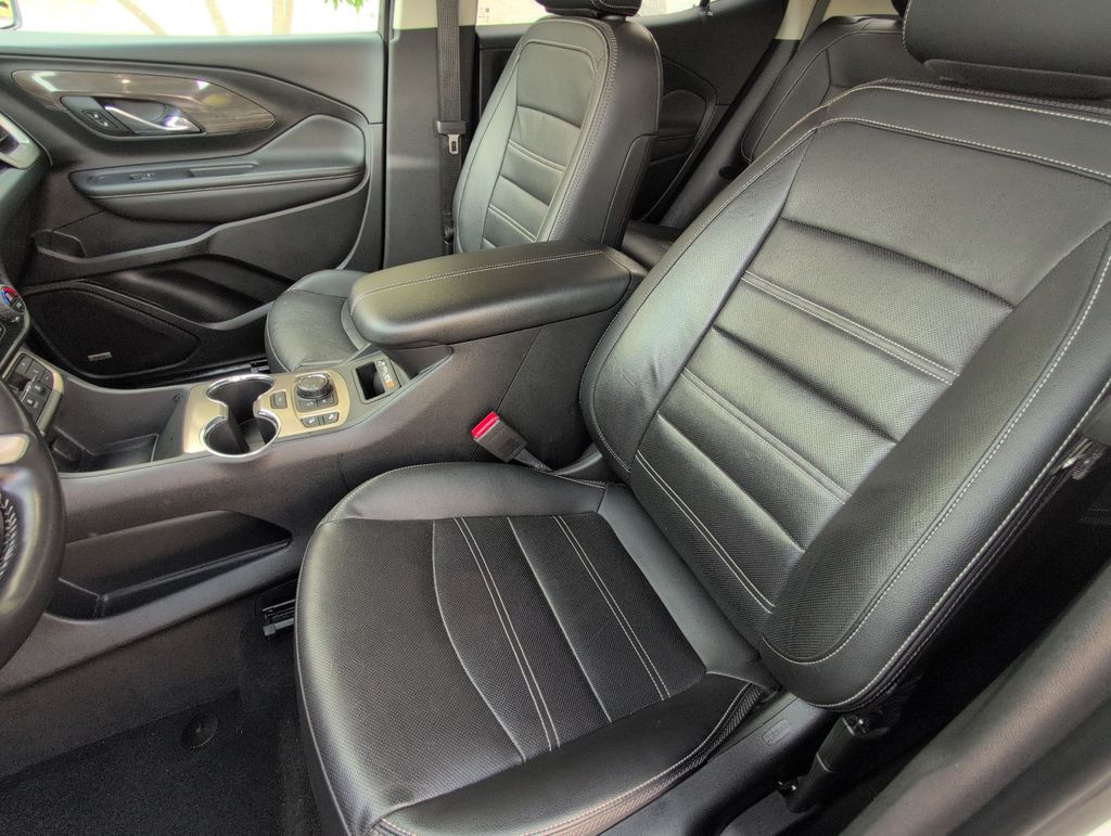Thumbnail: 2022 GMC Terrain - 11