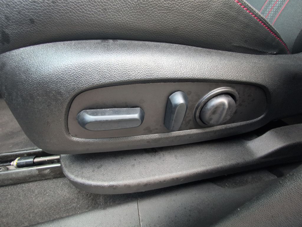Thumbnail: 2023 Chevrolet Equinox - 26