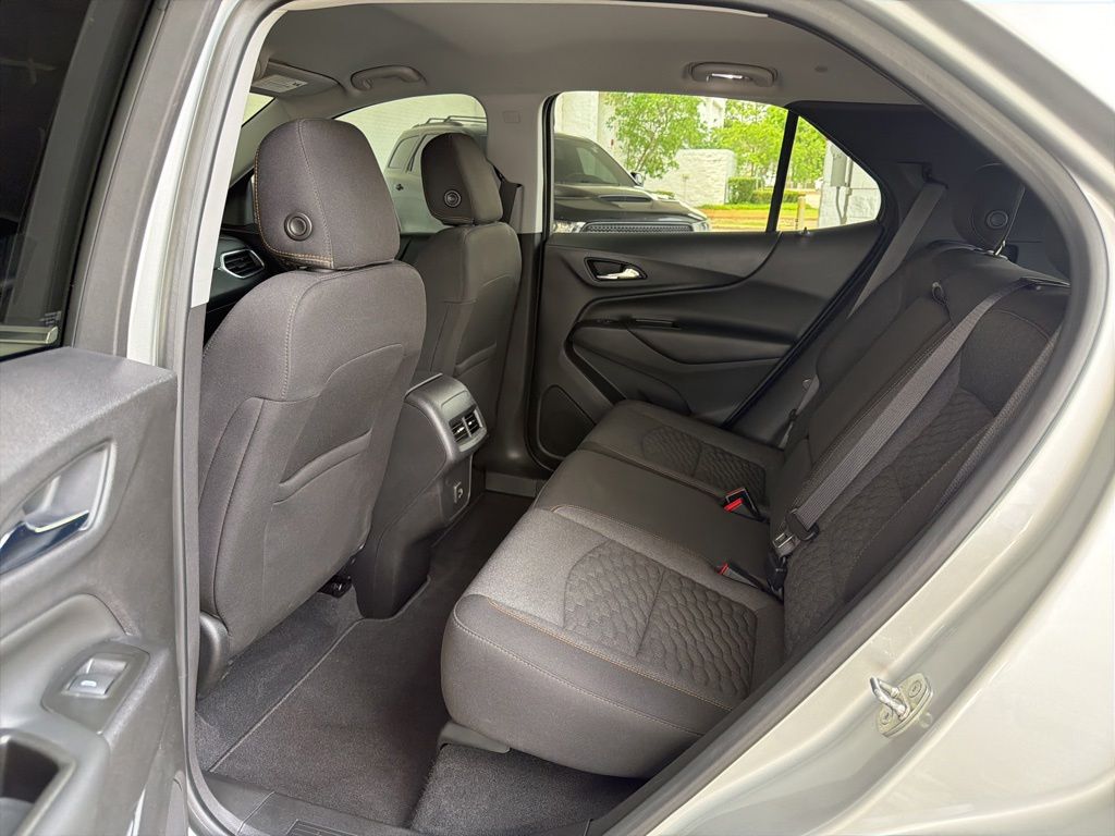 Thumbnail: 2020 Chevrolet Equinox - 9
