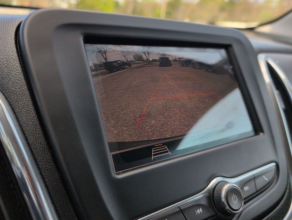 Thumbnail: 2023 Chevrolet Equinox - 32