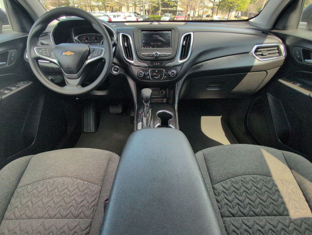 Thumbnail: 2023 Chevrolet Equinox - 9