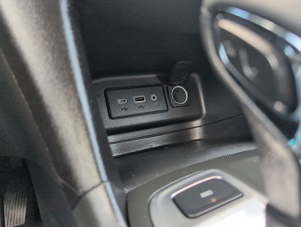 Thumbnail: 2023 Chevrolet Equinox - 34