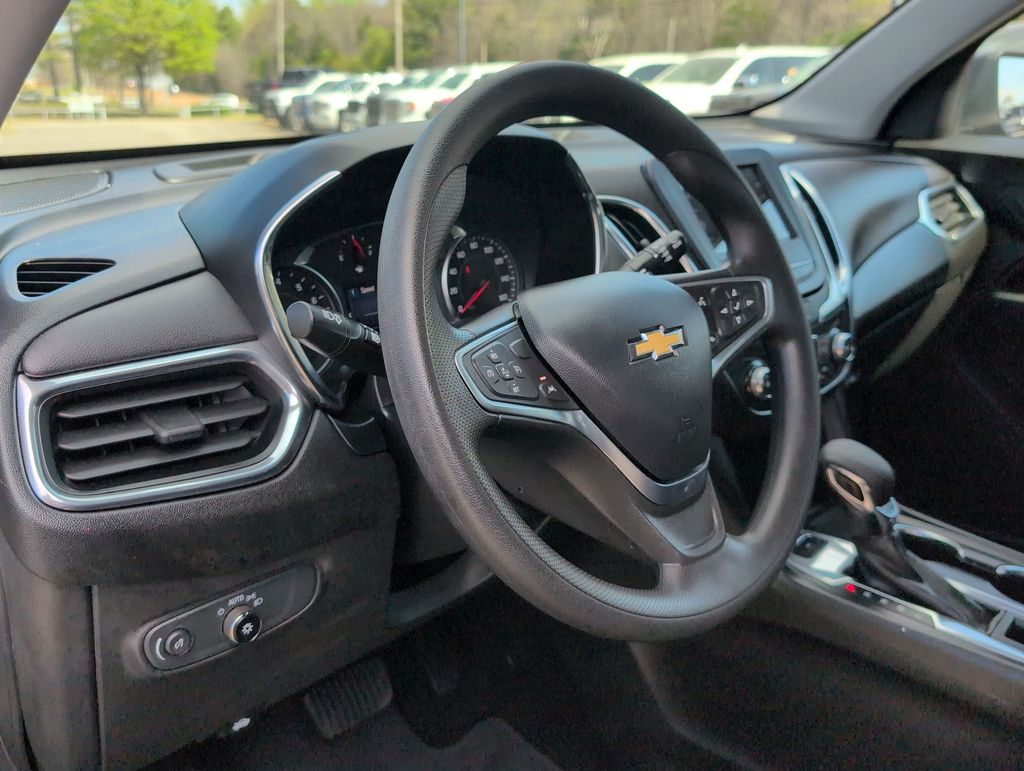 Thumbnail: 2023 Chevrolet Equinox - 2