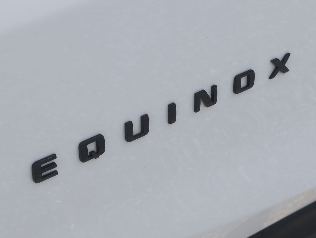 Thumbnail: 2024 Chevrolet Equinox - 24