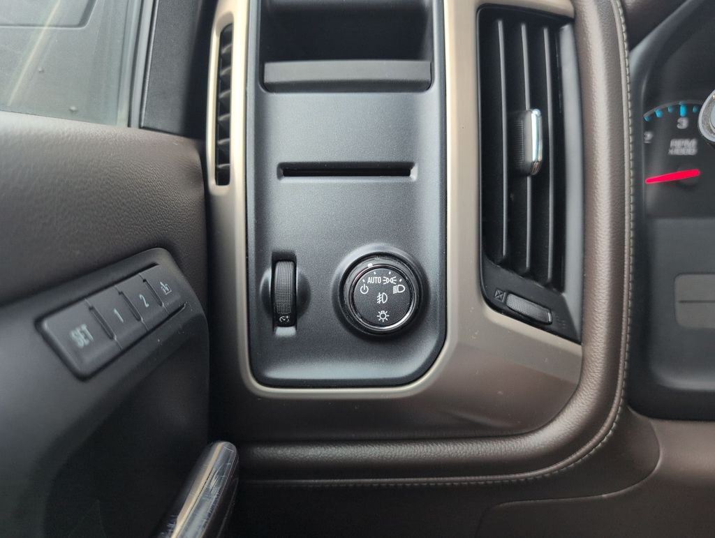Thumbnail: 2017 GMC Sierra 1500 - 28