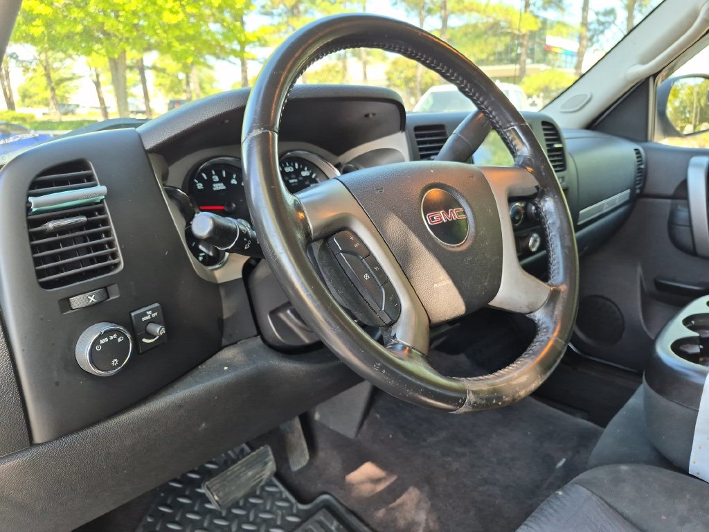 Thumbnail: 2013 GMC Sierra 1500 - 2