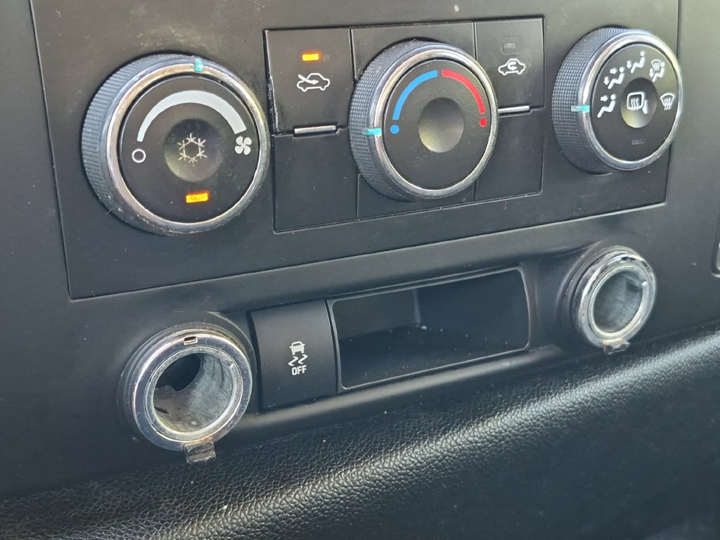 Thumbnail: 2013 GMC Sierra 1500 - 32